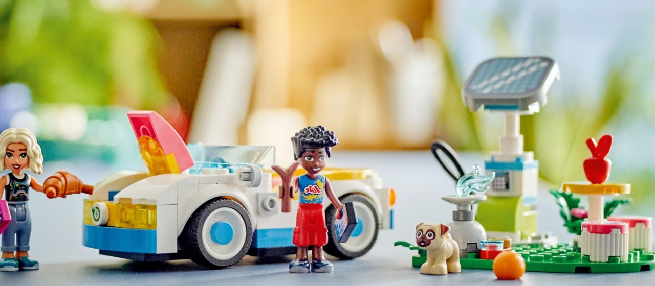 Lego: piccoli e grandi costruttori con immaginazione e creatività