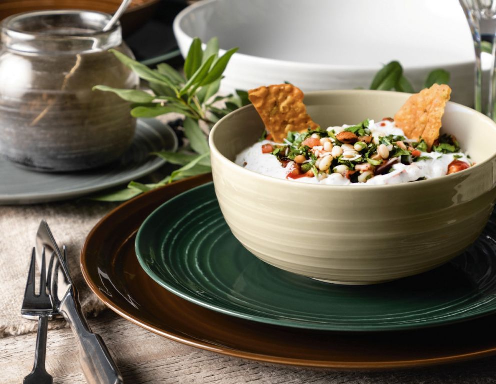 Scopri le linee e i decori di ceramiche e porcellana