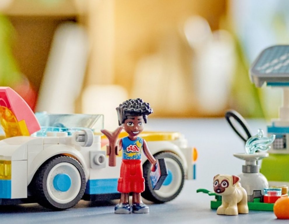 Lego: piccoli e grandi costruttori con immaginazione e creatività